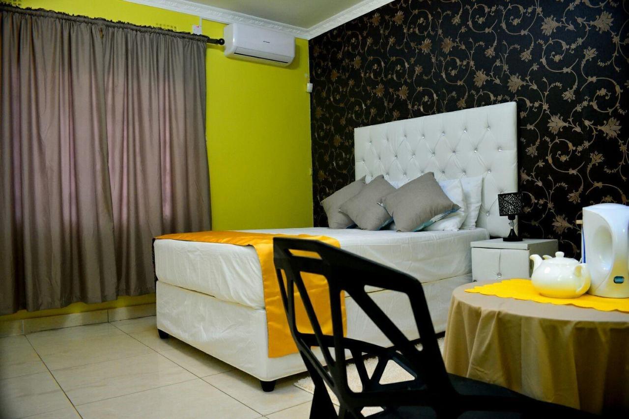 Mathlyn Guesthouse Gaborone Exteriér fotografie