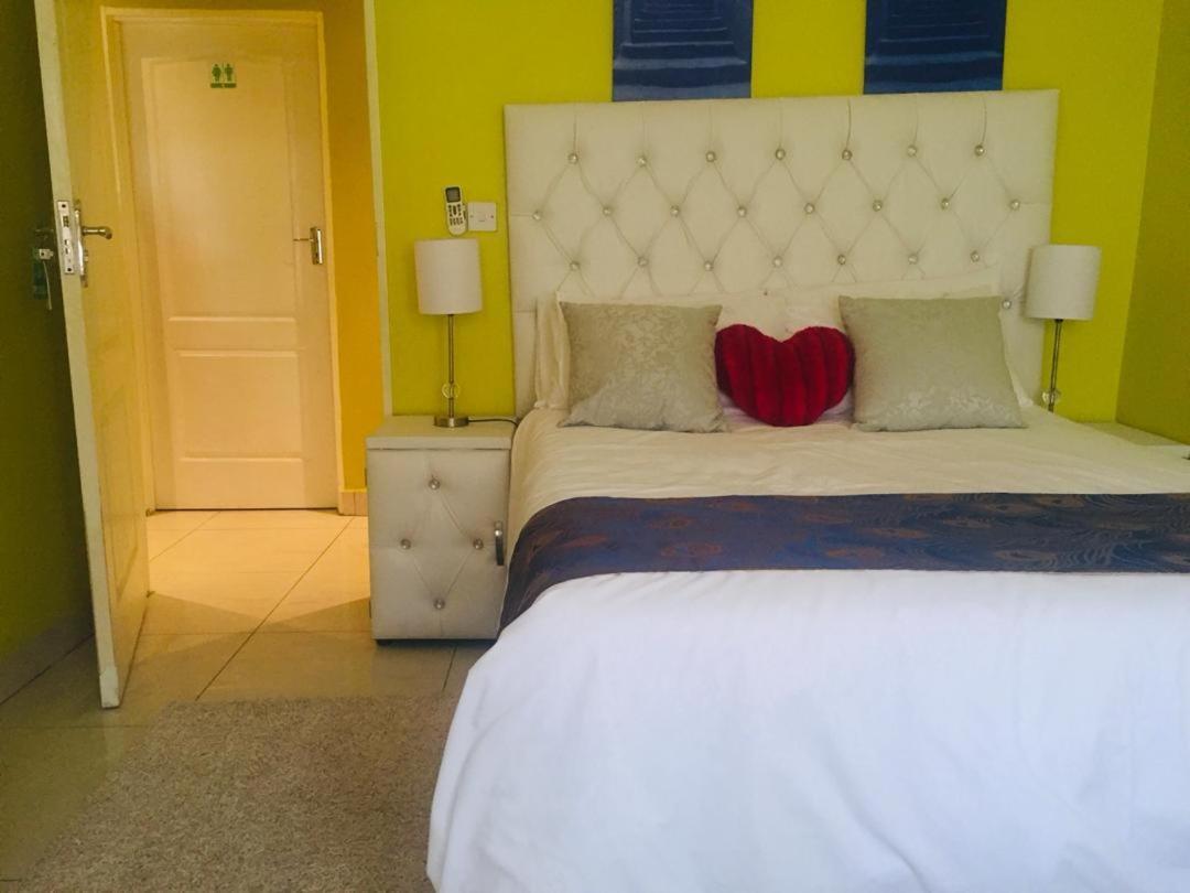 Mathlyn Guesthouse Gaborone Exteriér fotografie