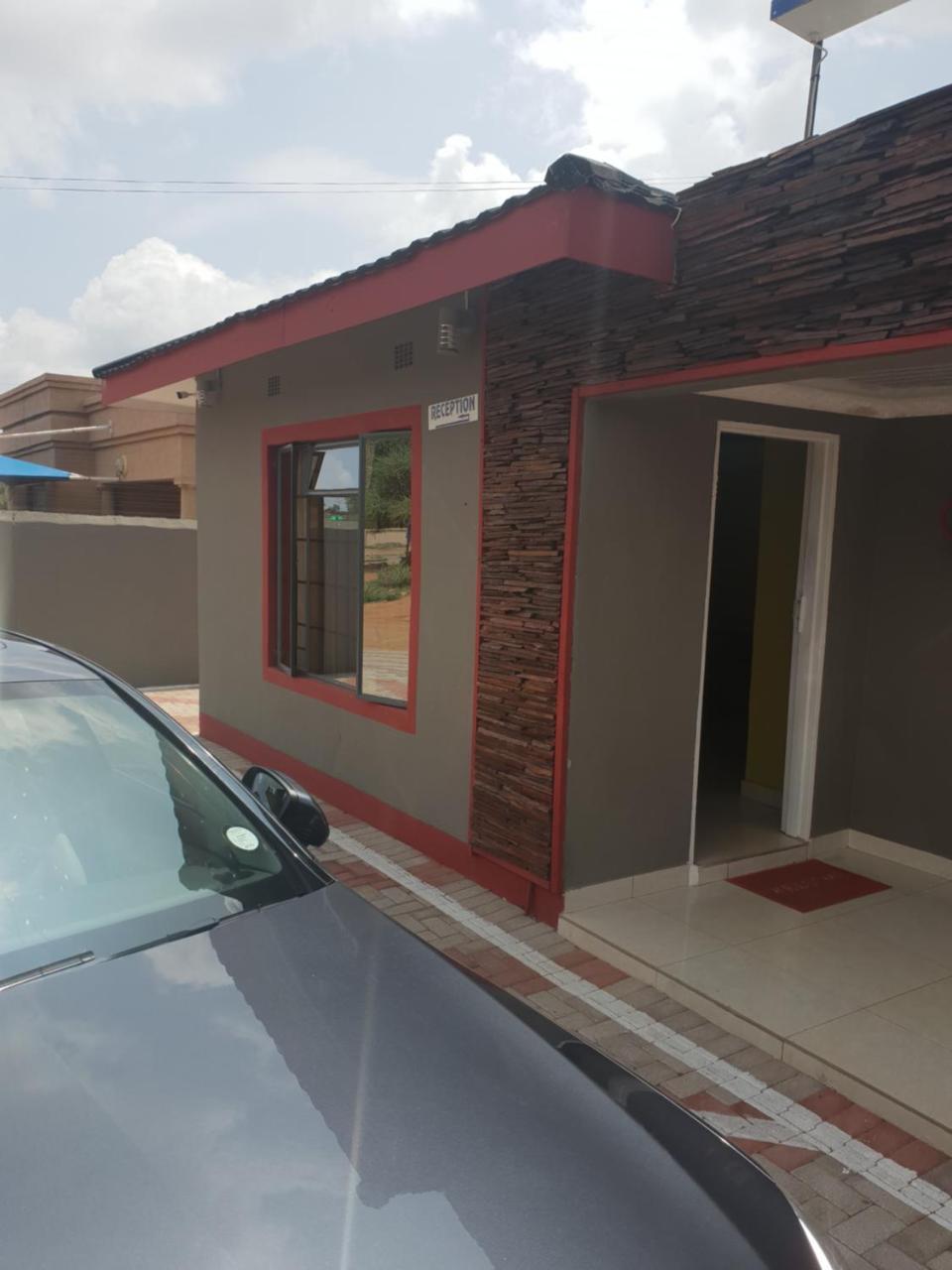 Mathlyn Guesthouse Gaborone Exteriér fotografie
