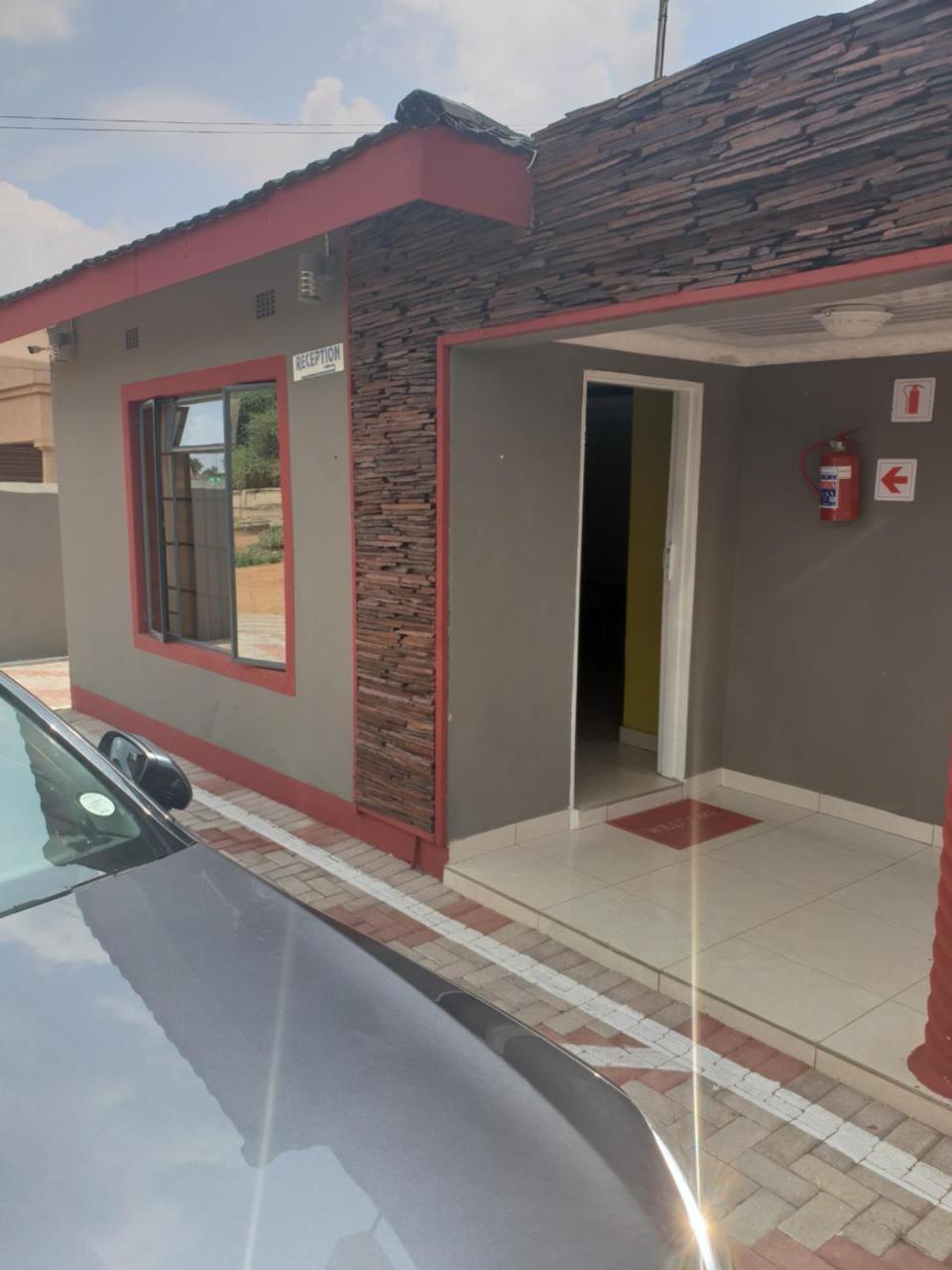 Mathlyn Guesthouse Gaborone Exteriér fotografie