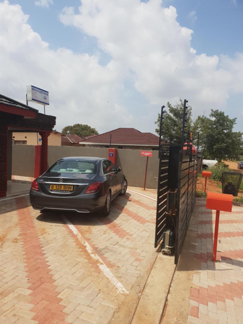 Mathlyn Guesthouse Gaborone Exteriér fotografie